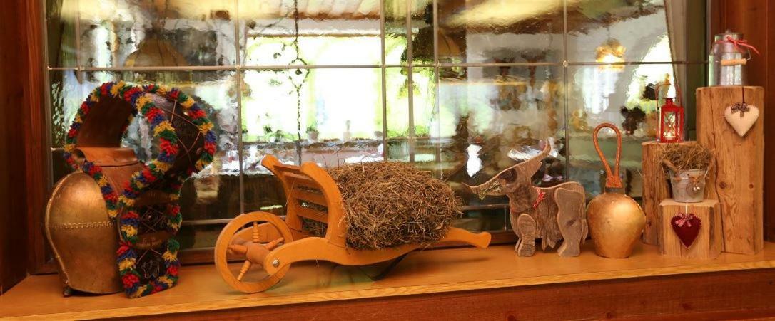 Landgasthof Schuster Nesselwängle Dış mekan fotoğraf
